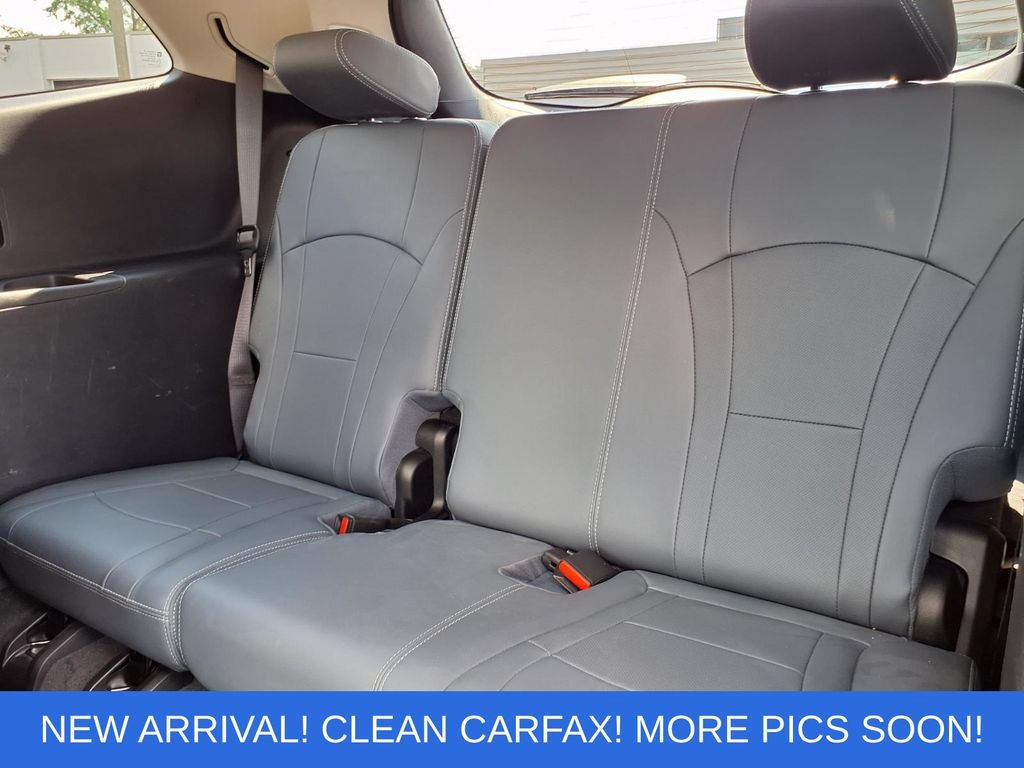 Used 2020 Buick Enclave Essence w/ Sport Touring Edition FWD image 7
