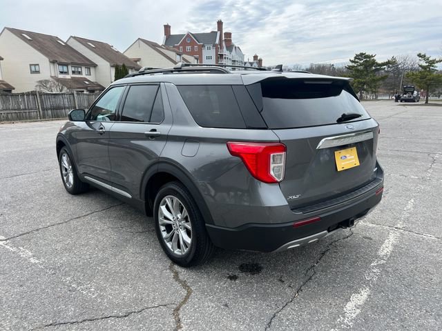 Certified 2023 Ford Explorer XLT w/ Equipment Group 202A AWD/4WD image 4
