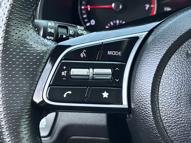 Used 2023 Kia Forte GT-Line w/ GT-Line Technology Package FWD image 17
