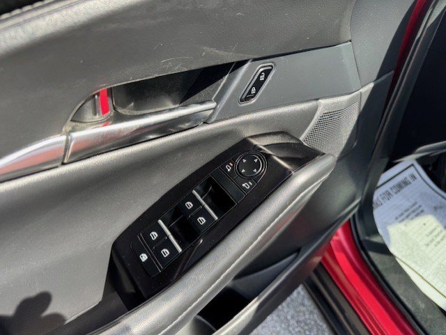 Used 2025 MAZDA CX-30 AWD 2.5 S w/ Preferred Package image 12