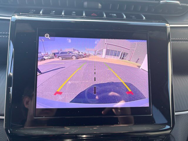 Used 2025 Jeep Grand Cherokee Altitude RWD image 27
