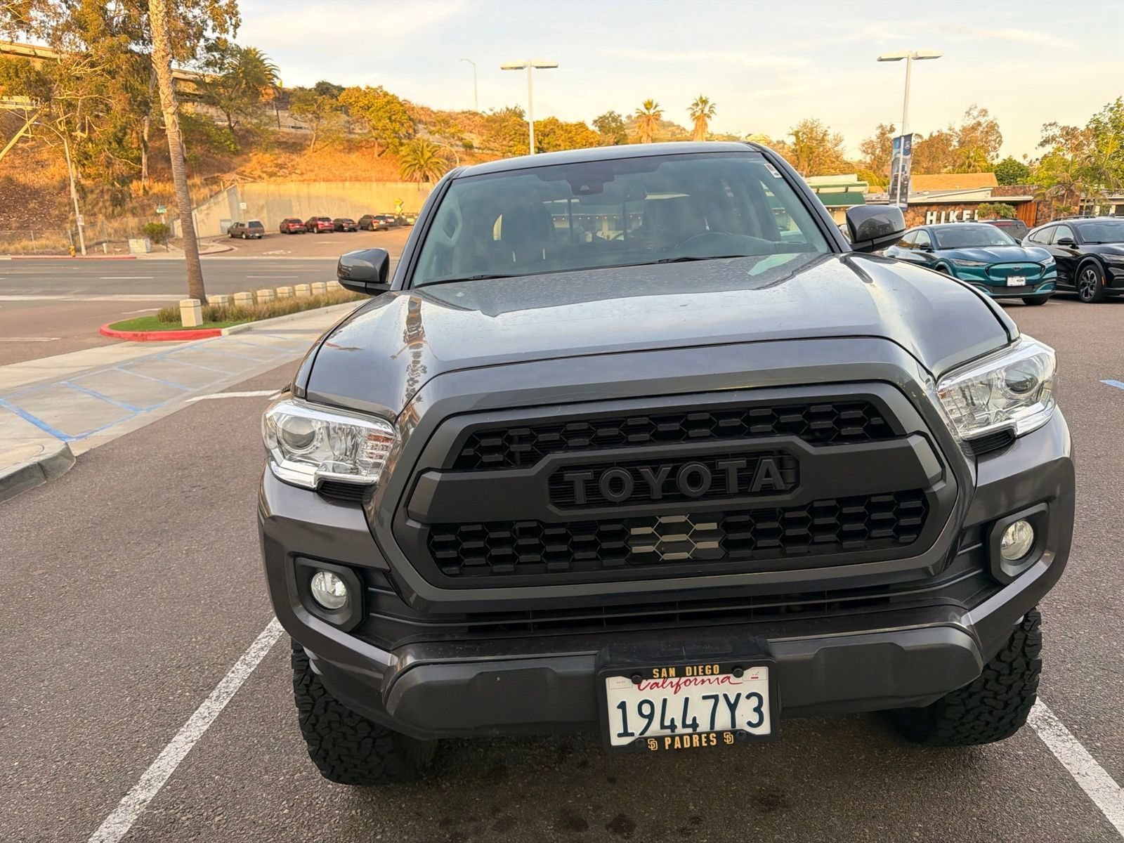Used 2021 Toyota Tacoma SR5 RWD image 5