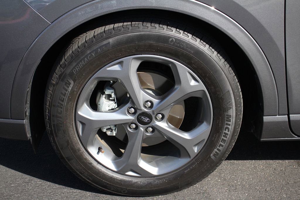 Certified 2023 Ford Escape ST-Line w/ Equipment Group 301A FWD image 14