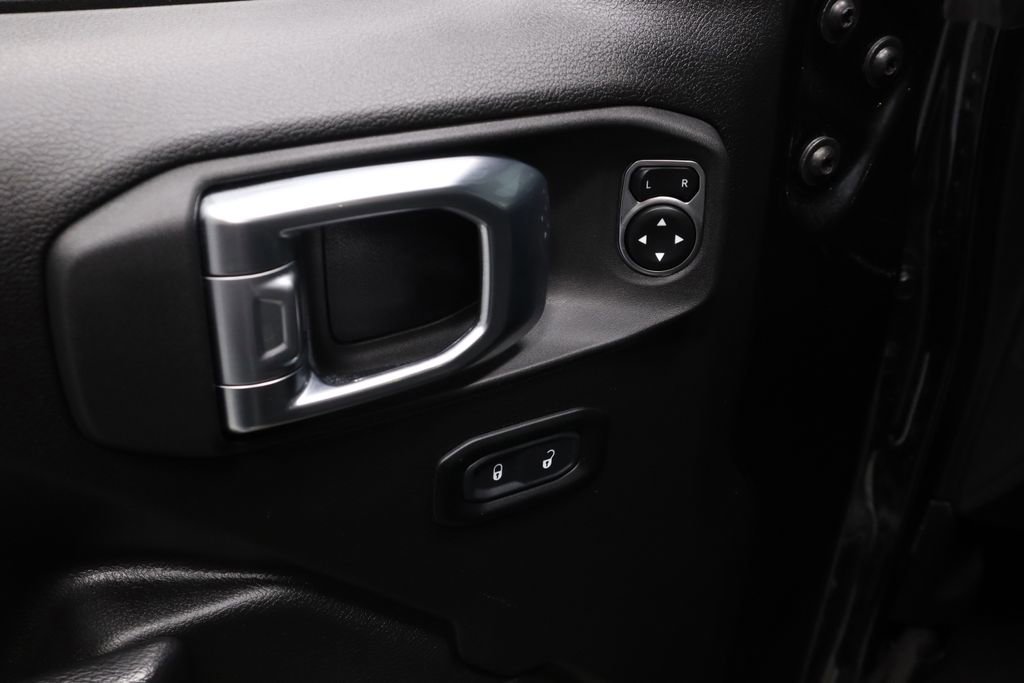 Used 2024 Jeep Wrangler Sport S image 23