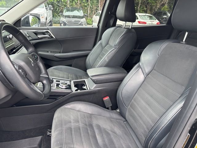 Used 2024 Mitsubishi Outlander SE image 6