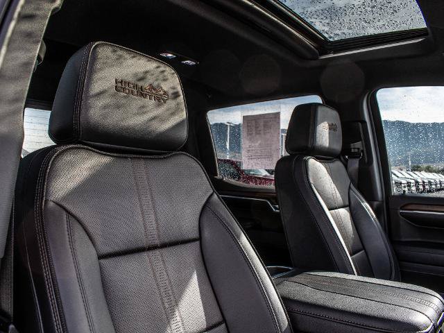Used 2024 Chevrolet Silverado 1500 High Country w/ Technology Package AWD/4WD image 22