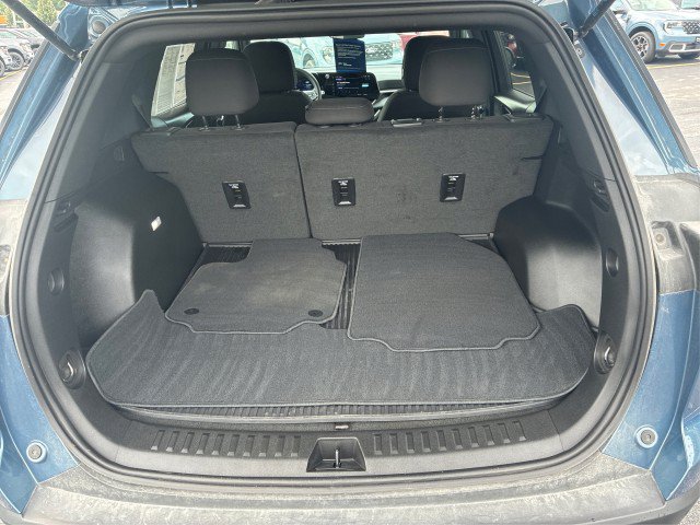 Used 2025 Chevrolet Equinox LT AWD/4WD image 11