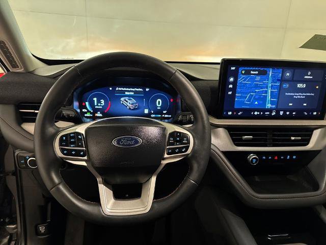 Certified 2025 Ford Explorer Active image 11