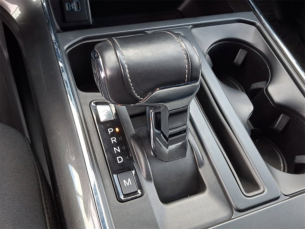 Certified 2021 Ford F150 XLT w/ Equipment Group 302A High image 14