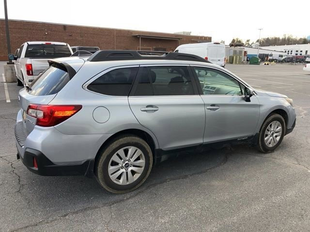 Used 2019 Subaru Outback 2.5i Premium w/ Popular Package #2 image 2