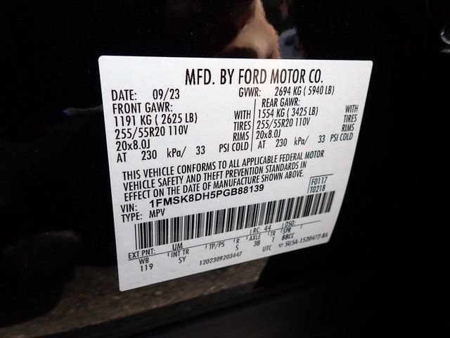 Certified 2023 Ford Explorer XLT w/ Equipment Group 202A AWD/4WD image 14