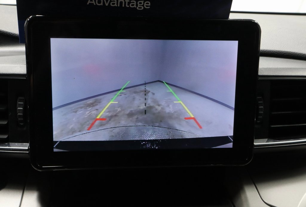 Certified 2023 Ford Explorer XLT w/ Equipment Group 202A image 10