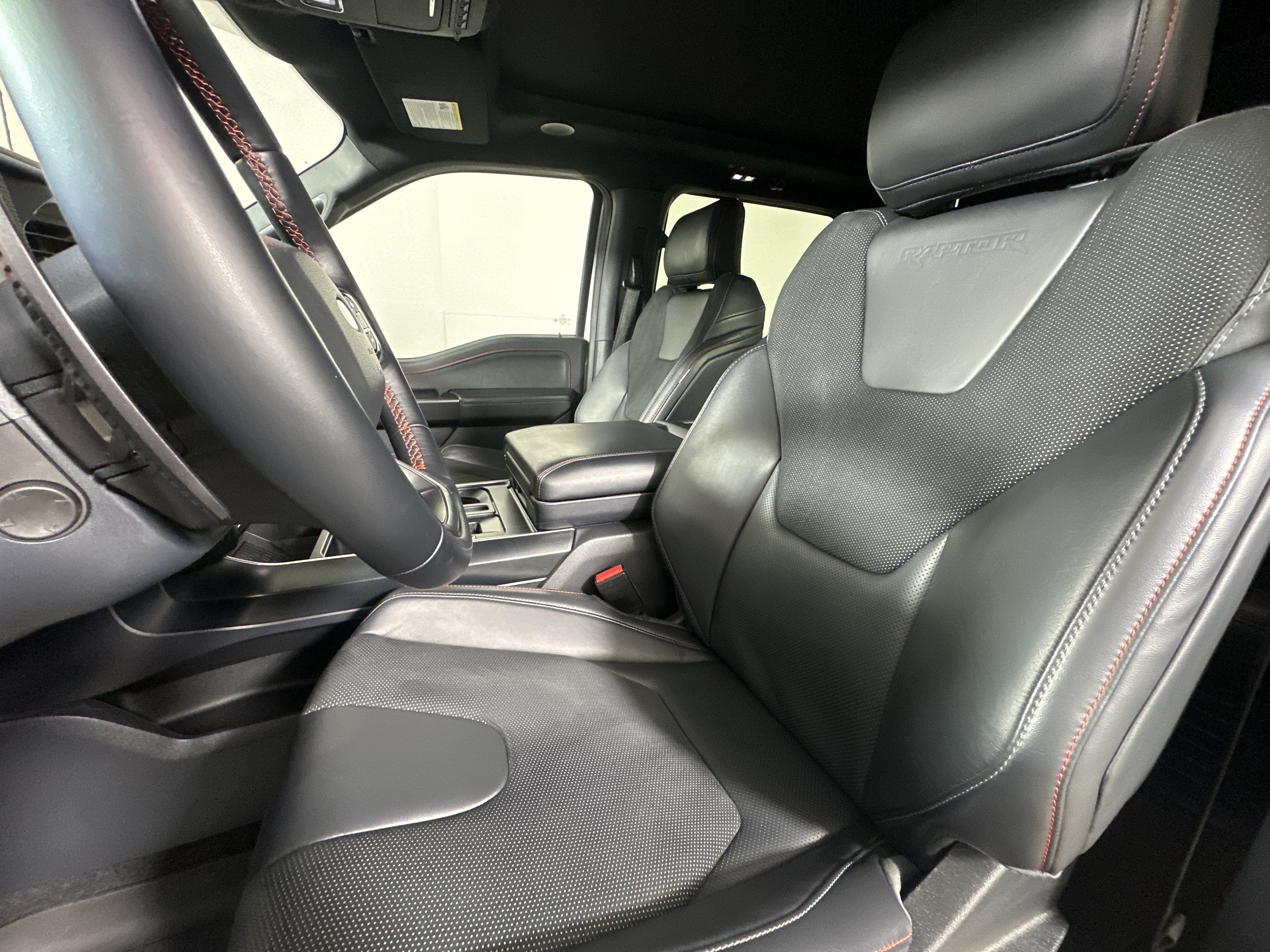 Certified 2024 Ford F150 Raptor AWD/4WD image 9