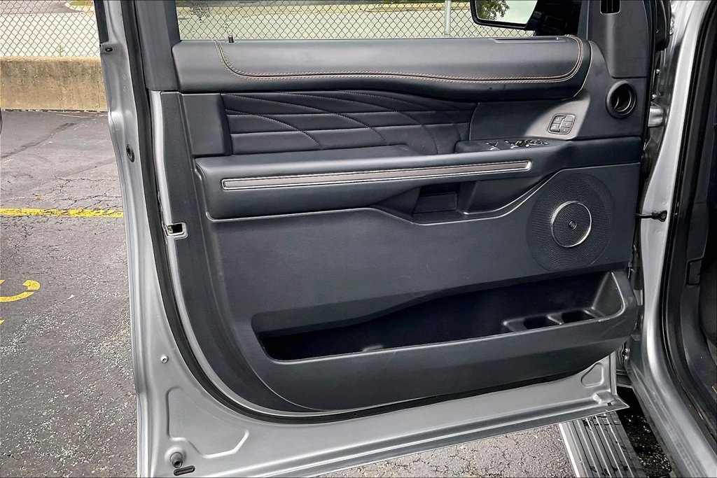 Certified 2023 Ford Expedition Max Platinum AWD/4WD image 22