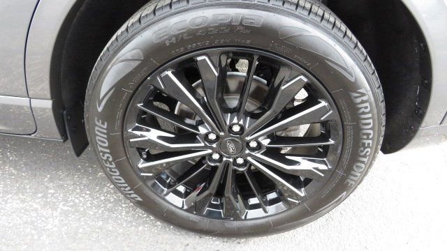 Certified 2023 Ford Escape ST-Line Elite w/ Premium Technology Package image 30