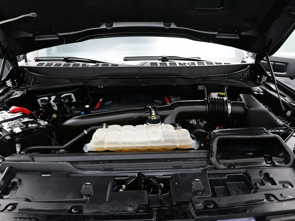 Certified 2025 Ford F150 Raptor AWD/4WD image 11