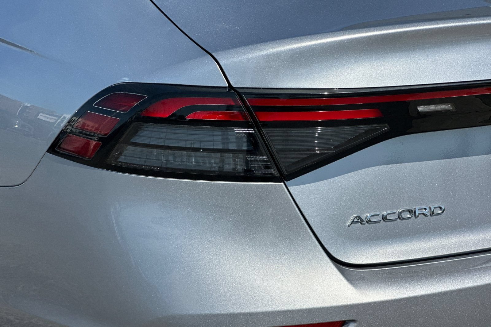 Used 2024 Honda Accord EX image 25