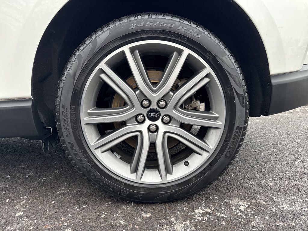 Certified 2023 Ford Edge Titanium image 10