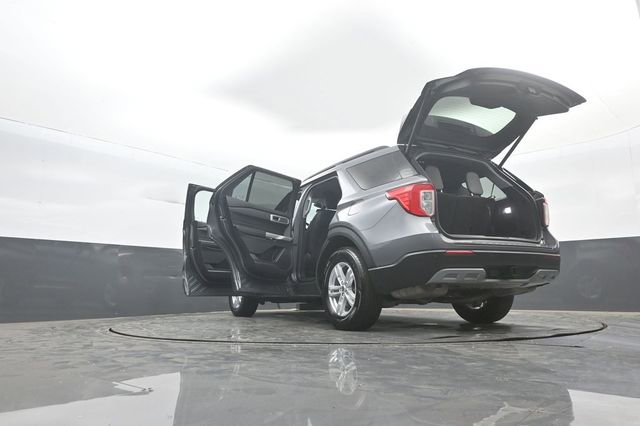 Certified 2022 Ford Explorer XLT w/ Equipment Group 202A image 40