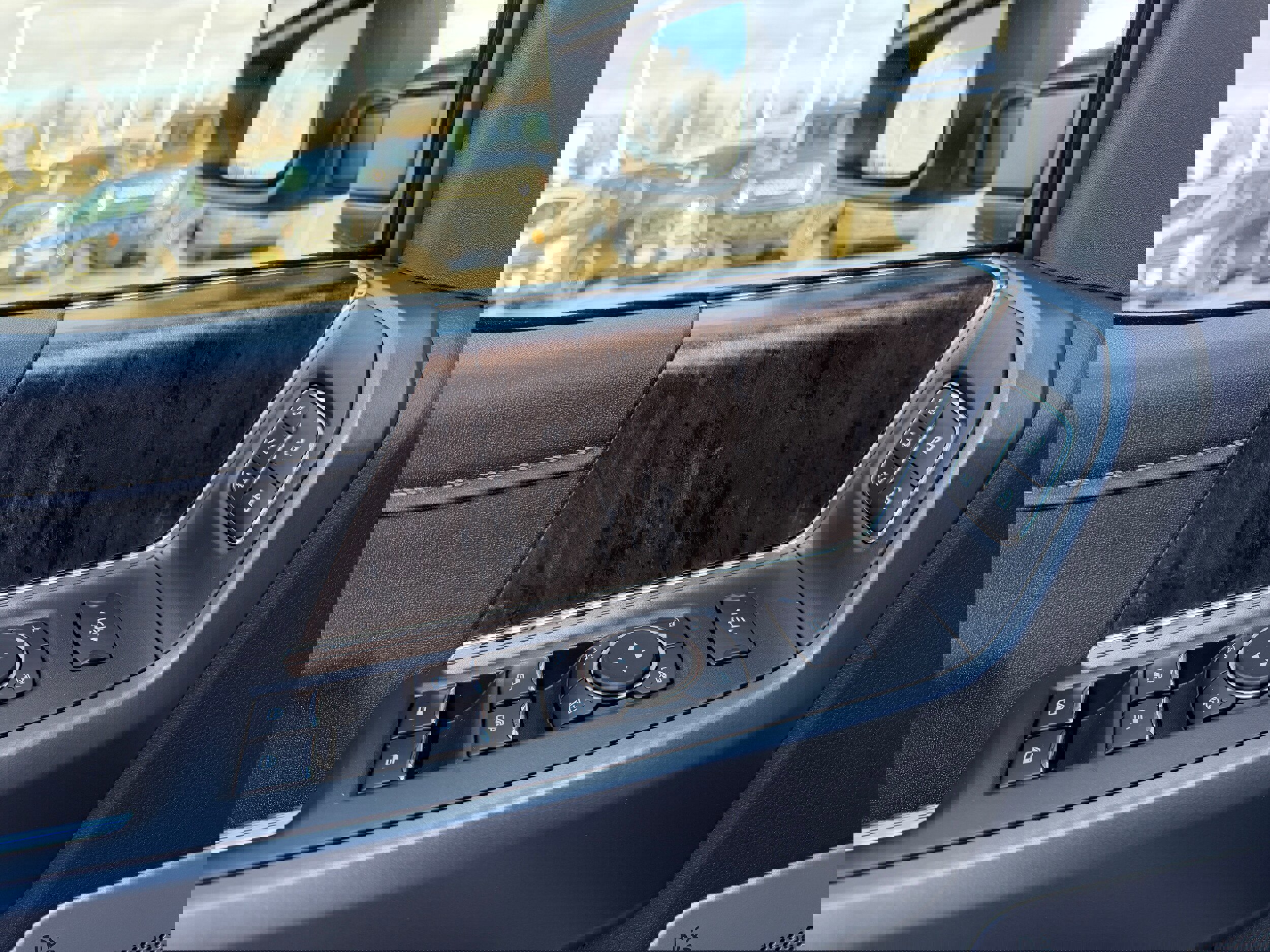 Certified 2024 Ford F350 Lariat w/ Lariat Ultimate Package image 17