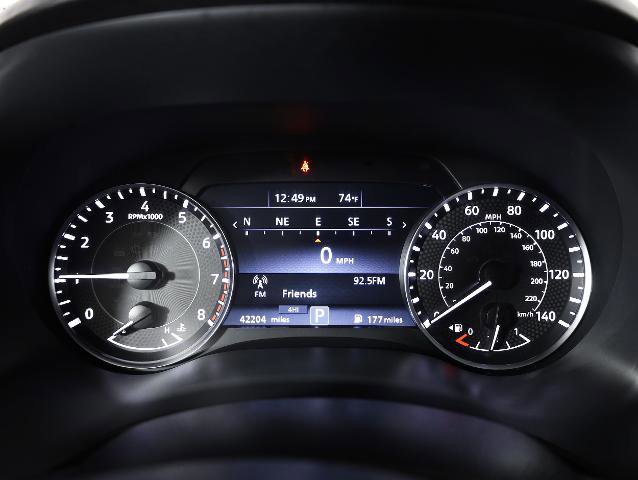 Used 2022 Nissan Armada SL w/ Captain's Chairs Package image 12