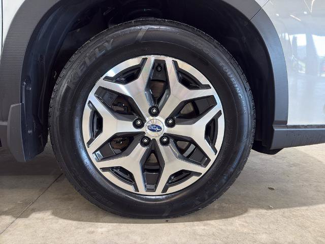 Used 2022 Subaru Forester Premium AWD/4WD image 20