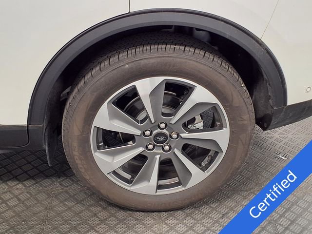 Certified 2024 Ford Escape Platinum w/ Premium Technology Package AWD/4WD image 31