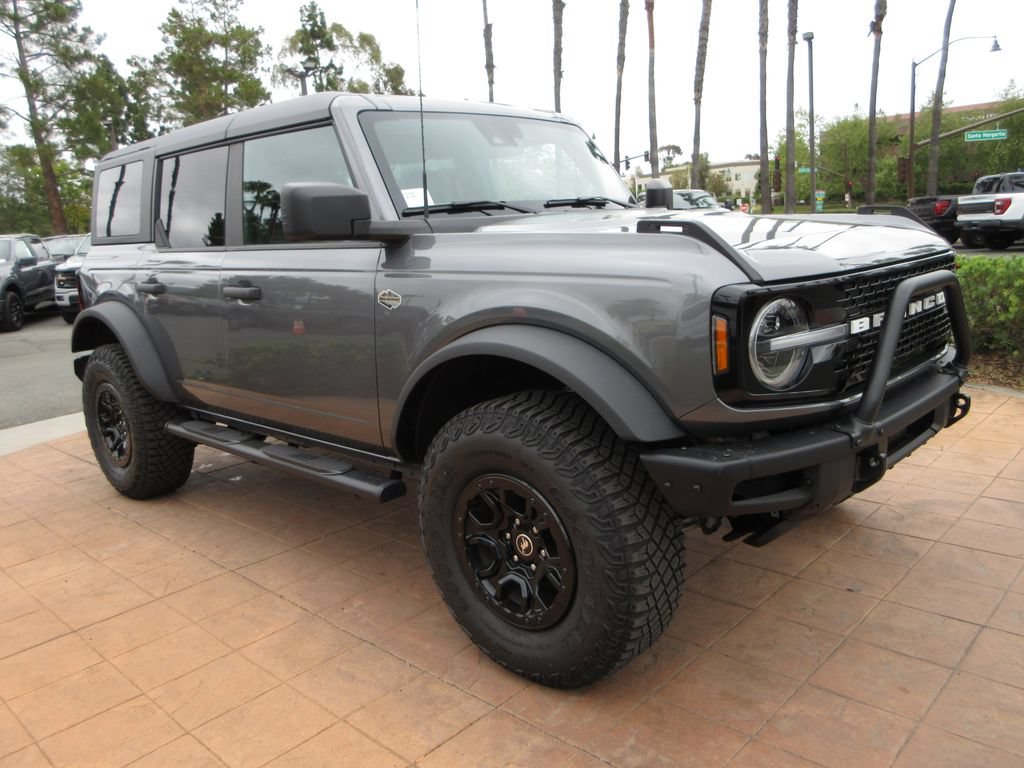 Certified 2024 Ford Bronco Wildtrak AWD/4WD image 6