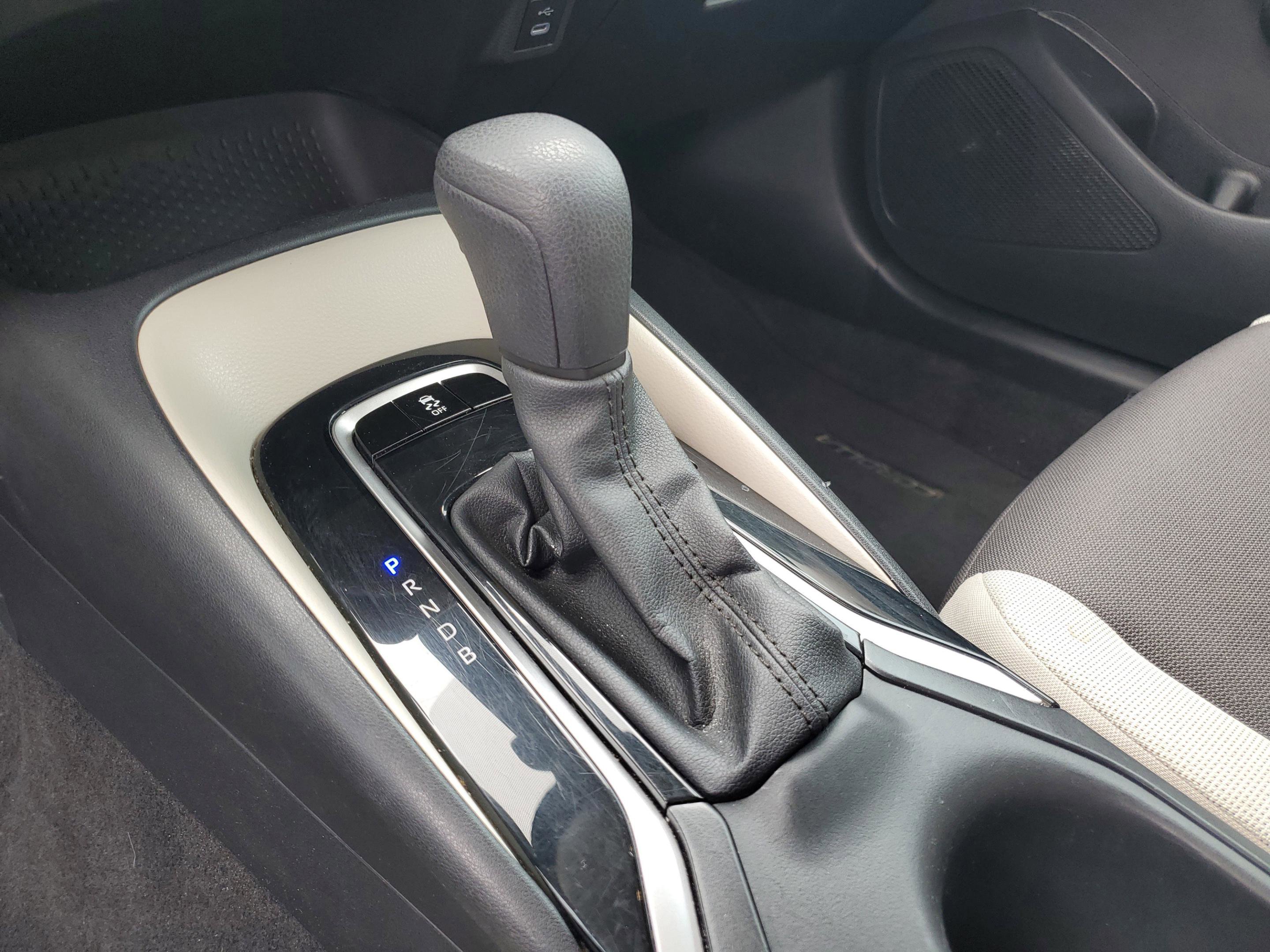 Used 2024 Toyota Corolla LE FWD image 25