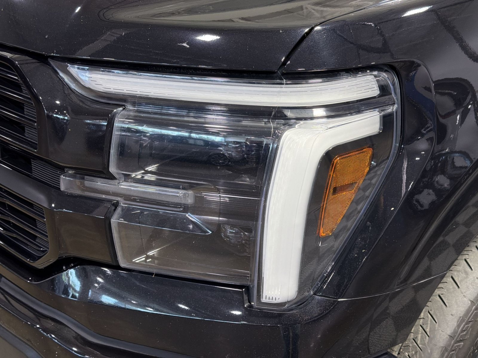 Certified 2024 Ford F150 Platinum w/ Equipment Group 702A High AWD/4WD image 13