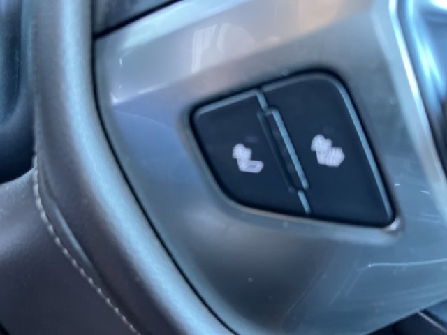 Used 2018 Chevrolet Silverado 2500 LTZ AWD/4WD image 36