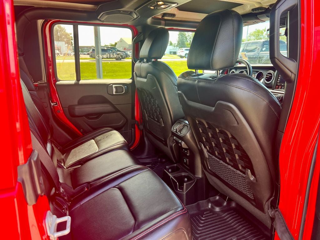 Used 2020 Jeep Gladiator Rubicon w/ Advanced Safety Group AWD/4WD image 16