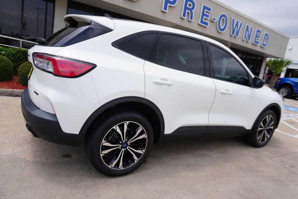 Certified 2022 Ford Escape SEL w/ SEL Stealth AWD Package image 7