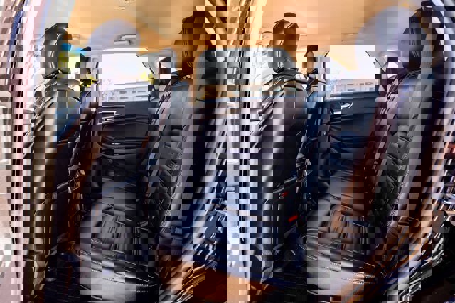 Certified 2019 Ford Edge SEL w/ Equipment Group 201A image 7