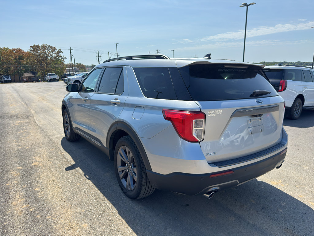 Certified 2023 Ford Explorer XLT w/ Equipment Group 202A RWD image 7