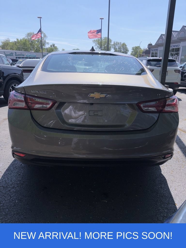 Used 2020 Chevrolet Malibu LT FWD image 4