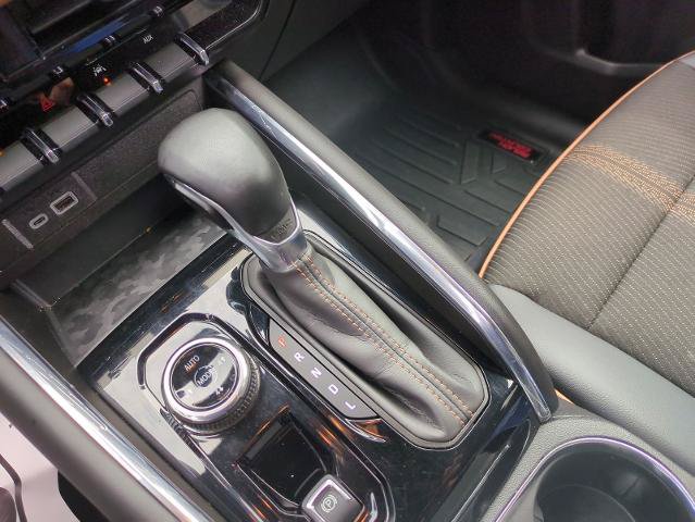 Used 2024 GMC Canyon AT4 w/ Technology Package AWD/4WD image 22