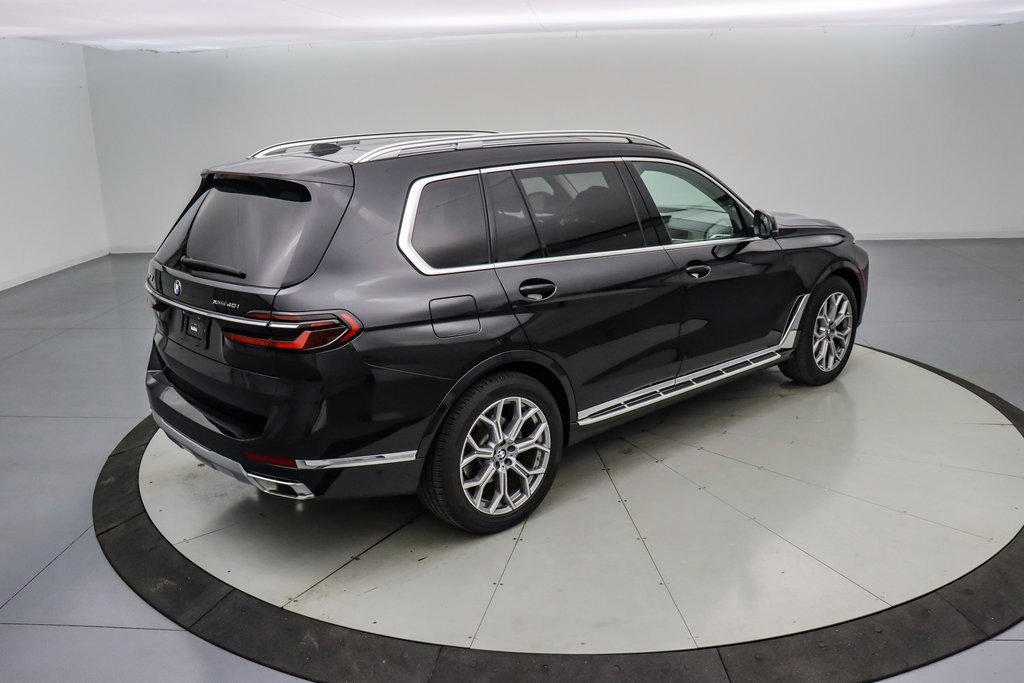 Used 2024 BMW X7 xDrive40i w/ Premium Package image 5