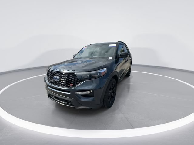 Certified 2023 Ford Explorer ST w/ Equipment Group 401A AWD/4WD image 2