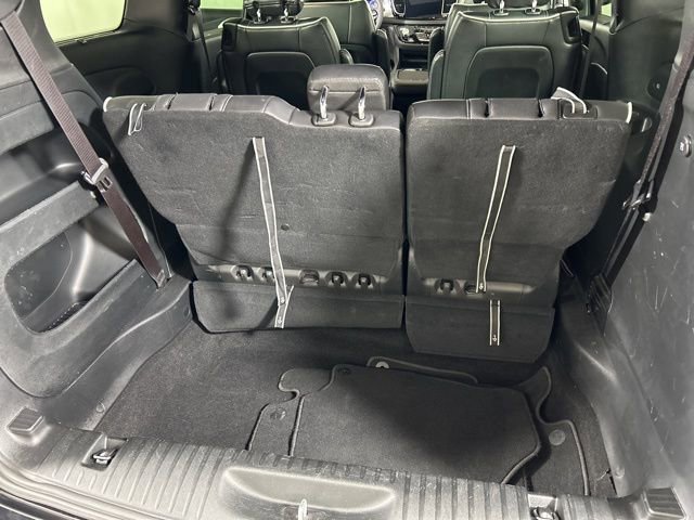 Used 2025 Chrysler Pacifica Limited FWD image 24