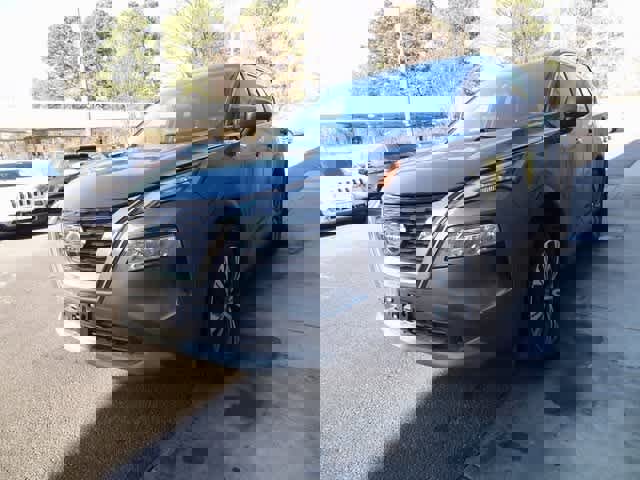 Used 2021 Nissan Rogue SV