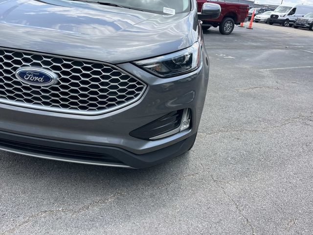 Certified 2023 Ford Edge SEL w/ Convenience Package AWD/4WD image 11