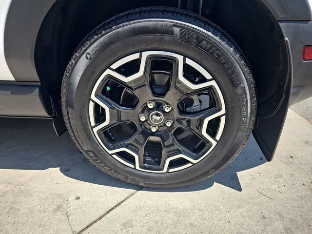 Certified 2025 Ford Bronco Sport Outer Banks w/ Outer Banks Tech Package+ AWD/4WD image 32