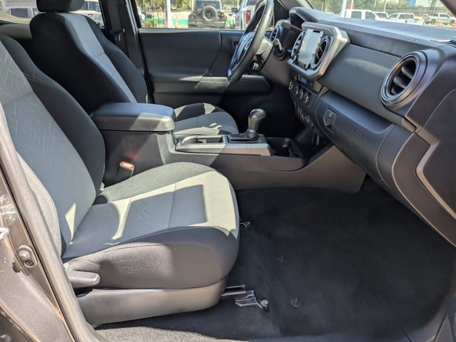 Used 2023 Toyota Tacoma TRD Off-Road image 36