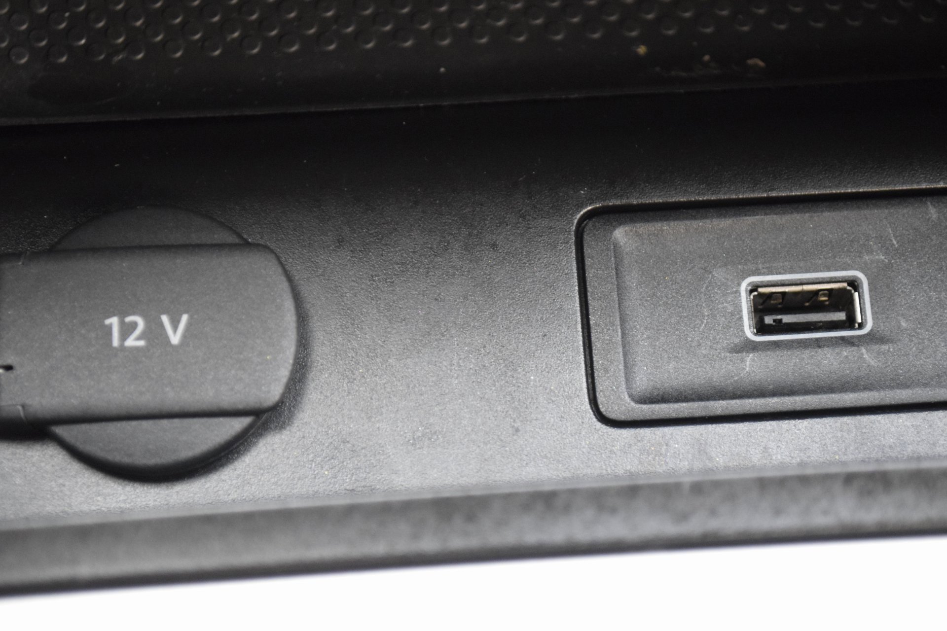 Used 2020 Volkswagen Passat 2.0T SE image 17