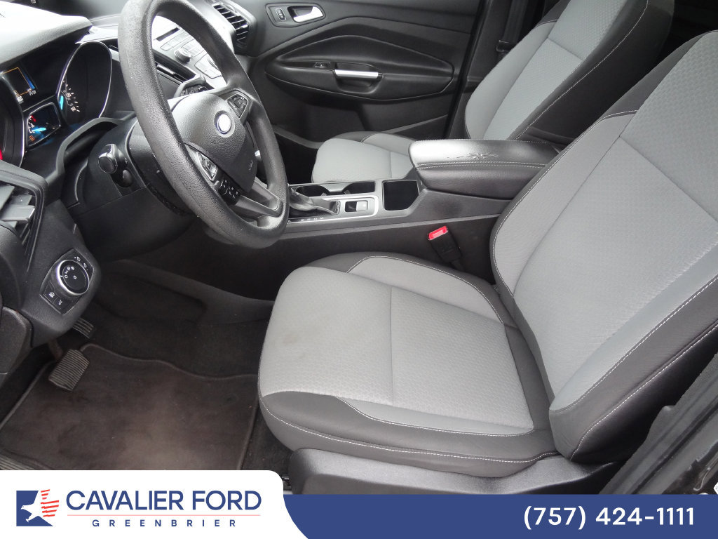 Certified 2017 Ford Escape SE FWD image 6