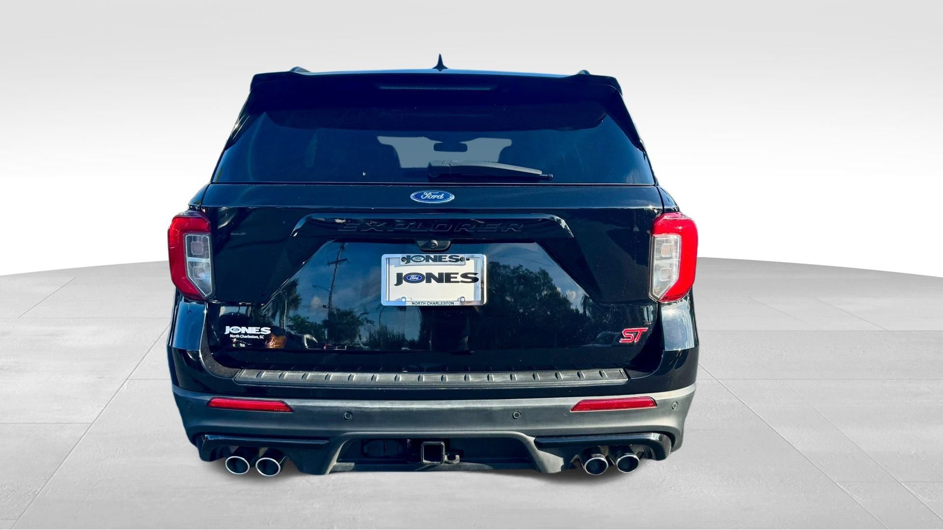 Certified 2023 Ford Explorer ST w/ Technology Package image 11