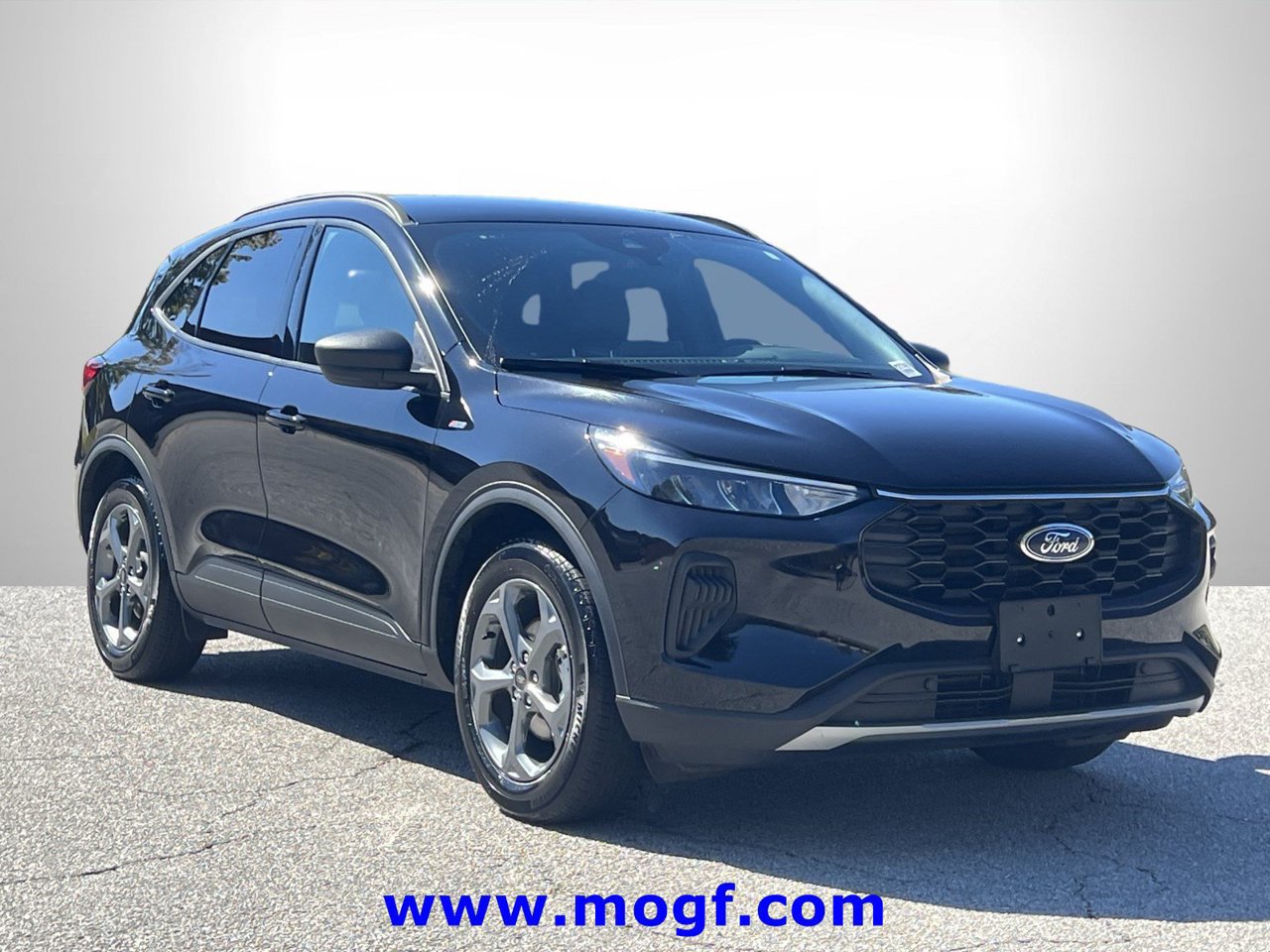 Certified 2025 Ford Escape ST-Line FWD image 25