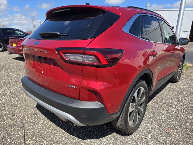 Certified 2024 Ford Escape Platinum AWD/4WD image 3