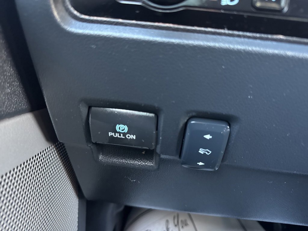 Certified 2024 Ford F350 Lariat w/ Chrome Package image 19